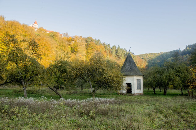 Pernštejn –⁠ Čínský pavilon před obnovou